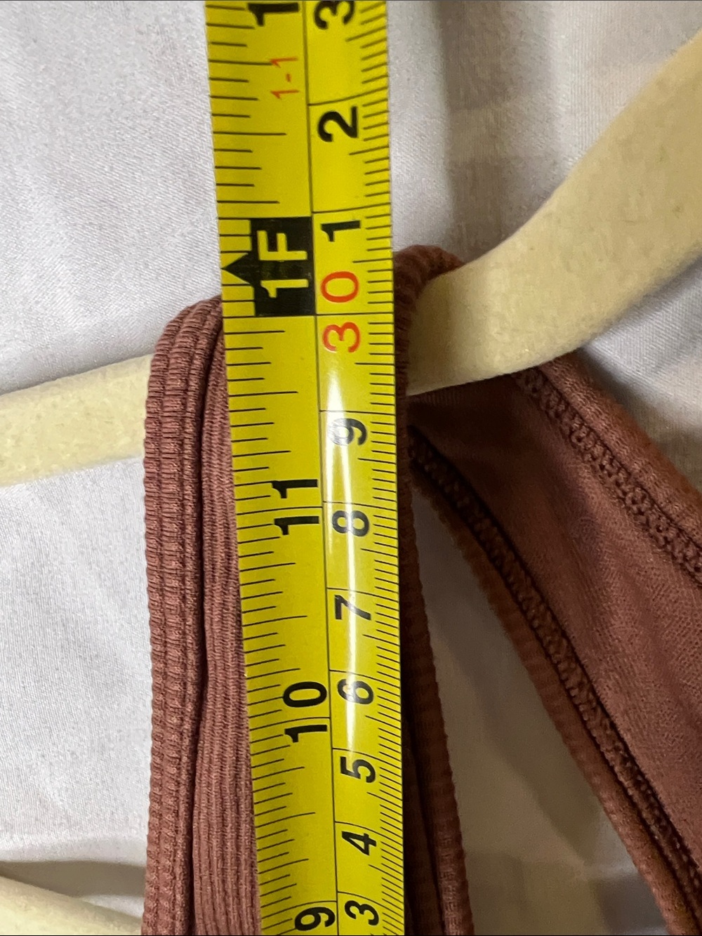 ALO Seamless Ribbed Bra - Picture 7 of 8